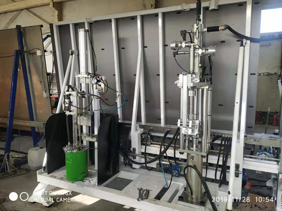 मैक्स ग्लास Szie 2500 * 4500mm वर्टिकल इंसुलेटिंग ग्लास मशीन / डबल ग्लास मशीन सीलिंग रोबोट