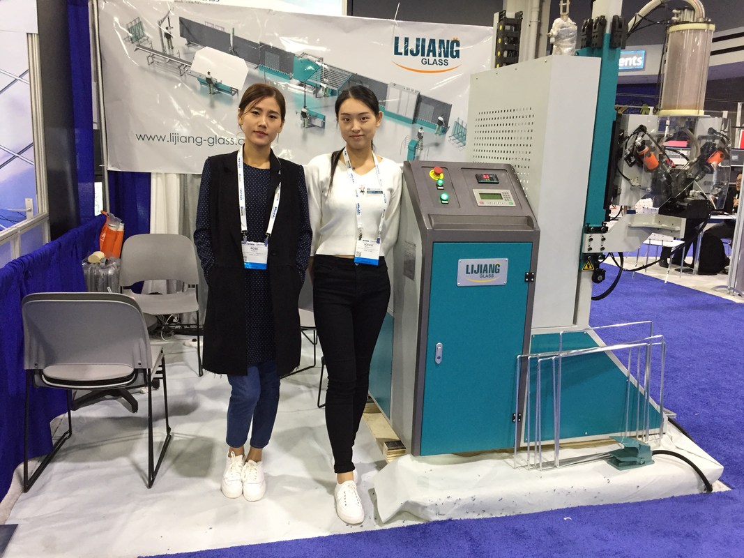 Desiccant भरने की मशीन स्वचालित रूप से स्पेसर फ्रेम में ड्रिलिंग छेद के कार्यों को स्वचालित रूप से प्राप्त कर सकती है,