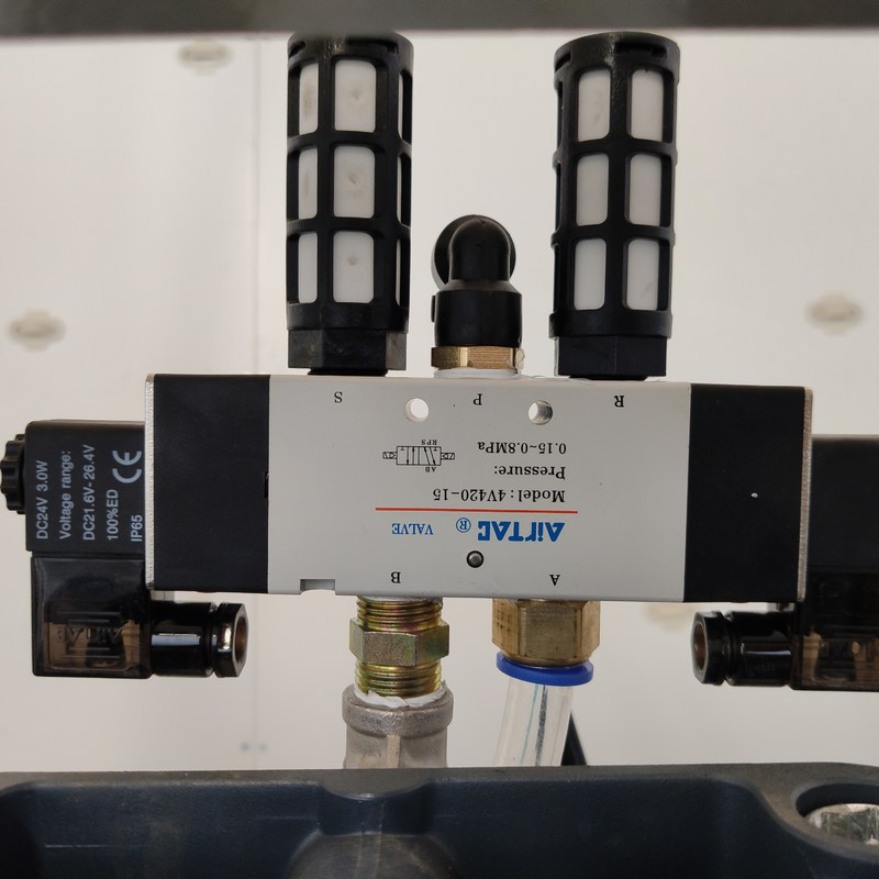 उच्च परिभाषा टच स्क्रीन के साथ सीएनसी अछूता ग्लास खोखले ग्लास सील रोबोट कोटिंग मशीन