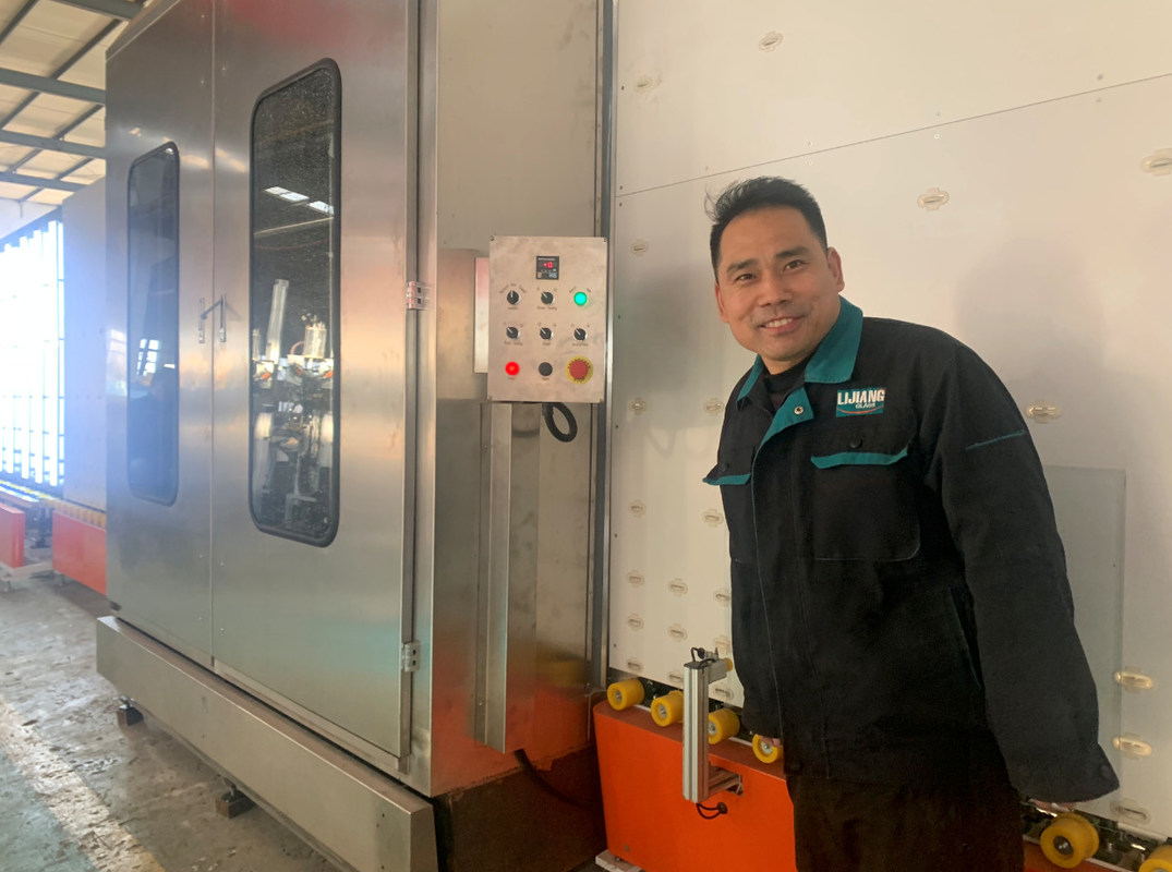 डबल ग्लास के लिए क्षैतिज इन्सुलेट ग्लास स्वचालित डबल ग्लेज़िंग उत्पादन लाइन