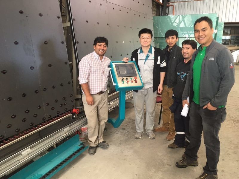 डबल ग्लास रोबोट सीलिंग मशीन उच्च गुणवत्ता वाले ग्लास सीलिंग रोबोट इंसुलेटिंग ग्लास सीलिंग मशीनरी